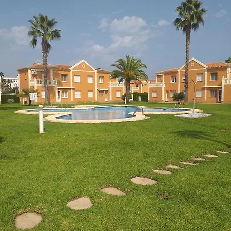 Oliva Nova Flat In Front Of Met Apartment Exterior photo