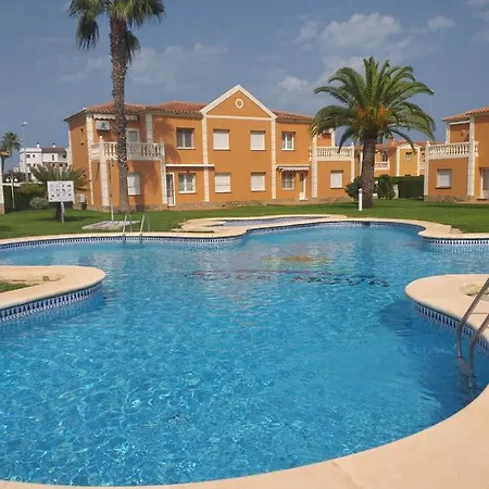 Oliva Nova Flat In Front Of Met Apartment Exterior photo