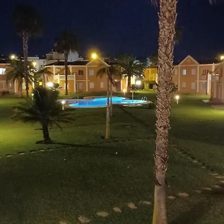 Oliva Nova Flat In Front Of Met Apartment Exterior photo